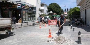 Büyükşehir ekiplerinden Kemer Liman Caddesi’nde çalışma (3)